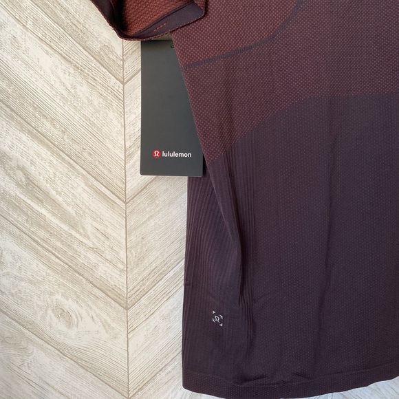 🍋Lululemon Metal Vent Tech Short Sleeve 2.… - Picture 8 of 8
